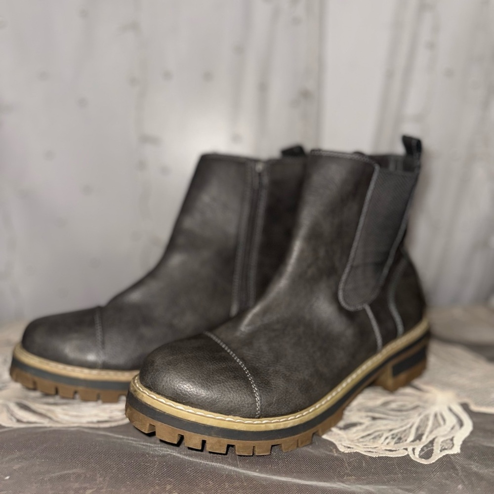 Stylish Black Ankle Boots